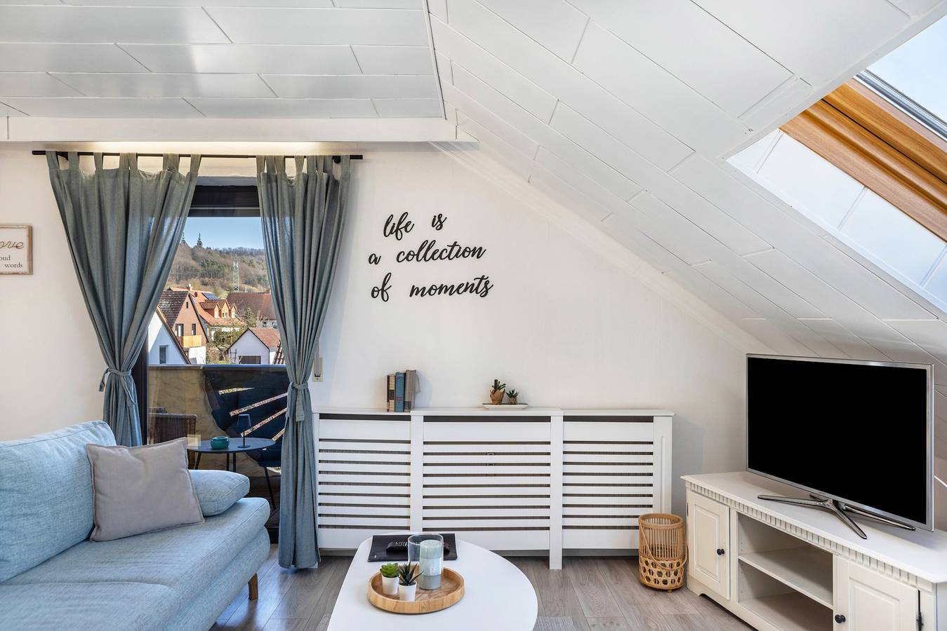 Entire apartment, Apartment 'Ferienwohnung Brehm' with Mountain View, Balcony and Wi-Fi in Bad Staffelstein, Oberes Maintal - Coburger Land