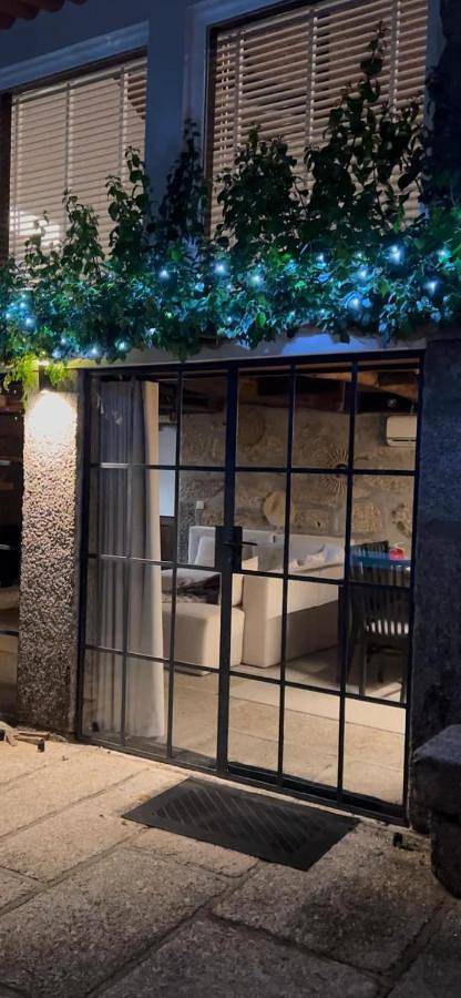 Location de vacances pour 5 personnes, avec jardin ainsi que vue et piscine dans Vizela - 3