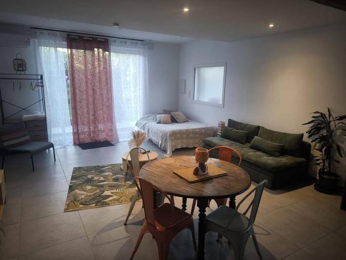 Gîte pour 3 personnes, avec piscine ainsi que terrasse et jardin à Rosières (Tarn) - 4