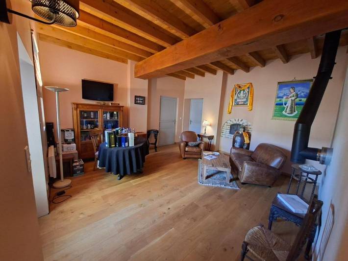 Location de vacances pour 2 personnes, avec jardin ainsi que terrasse et vue, animaux acceptés à Saint-Aubin-de-Luigné - 3