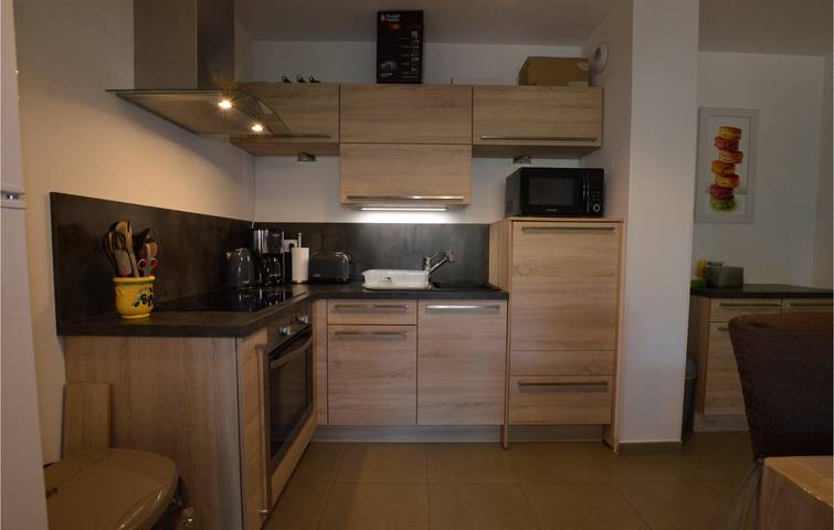 Appartement de vacances entier, Appartement côtier avec WiFi, AC et terrasse - San-Nicolao in Moriani-Plage, Arrondissement de Corte