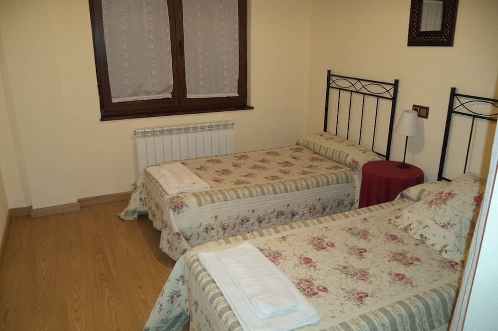 Casa Rural Los Tejados Cerca de la Estacion de Esqui de La Covatilla!! in Béjar, Salamanca Province