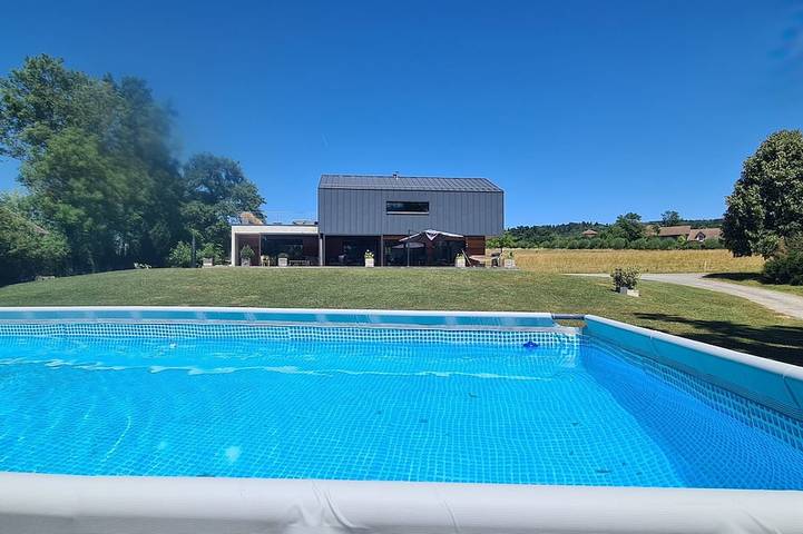 Location de vacances pour 8 personnes à Pringy