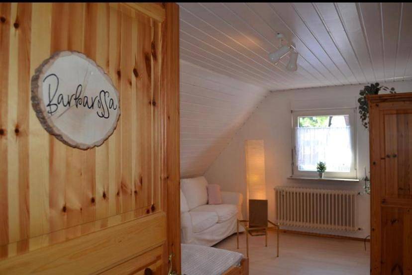 Ganze Wohnung, One-Bedroom Apartment in Erlenbach bei Dahn, Landkreis Südwestpfalz