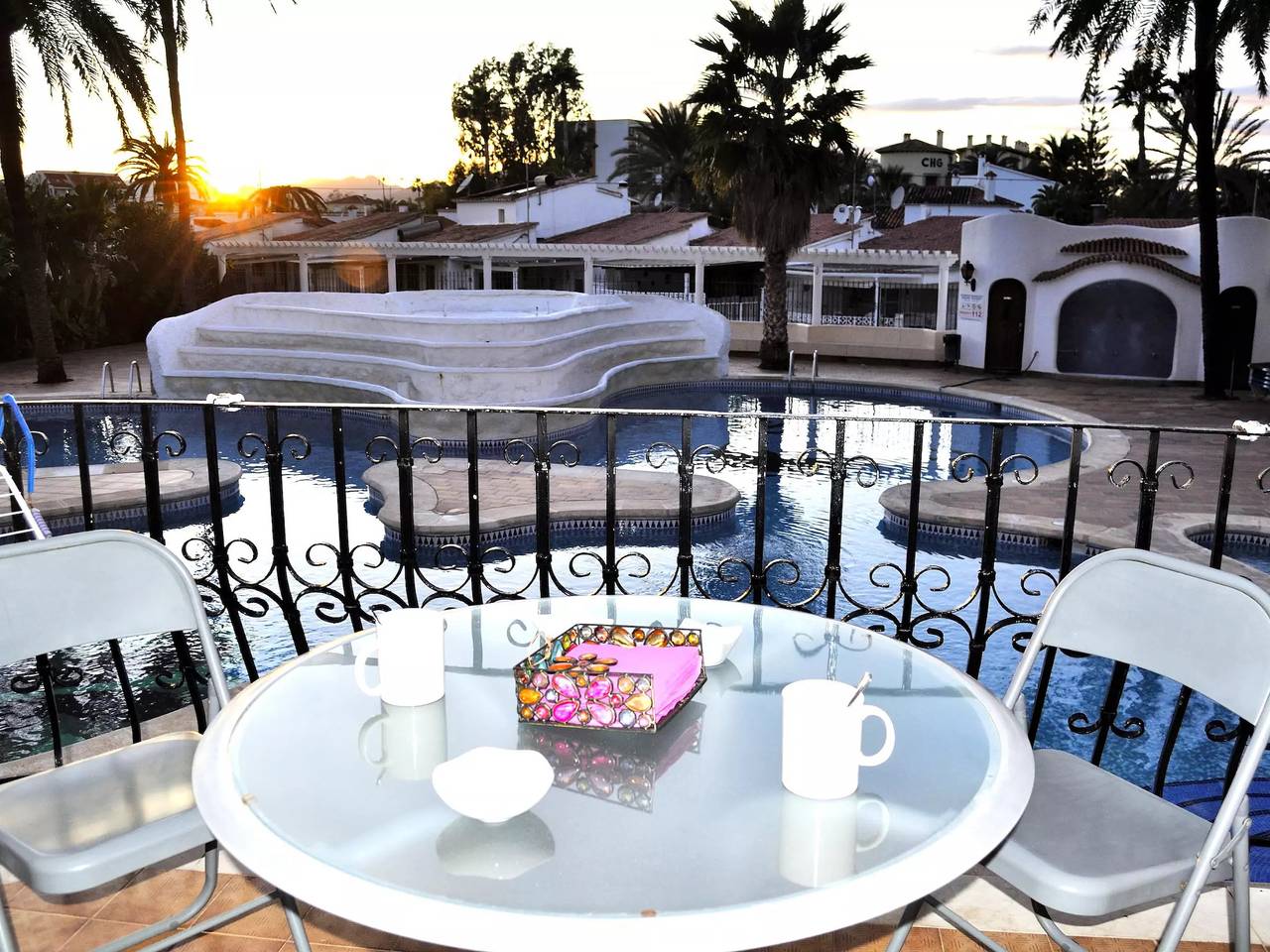 Entire apartment, 2 Rooms 4 People in Las Marinas, Dénia