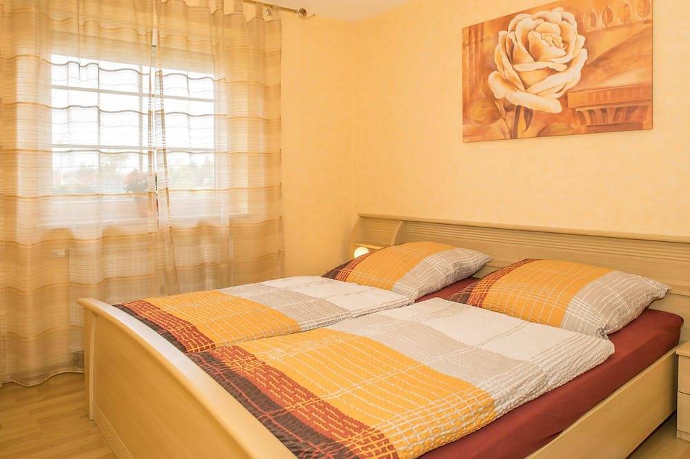 4-Sterne Ferienhaus mit Terrasse großen Garten, 3 Schlafzimmer und 2 Bäder in Drei Kaiserbäder, Heringsdorf
