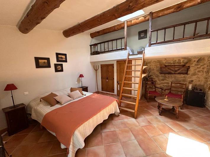Chambre d’hôte pour 2 personnes, avec Terrasse ainsi que Jardin et Piscine dans Dentelles de Montmirail - 3
