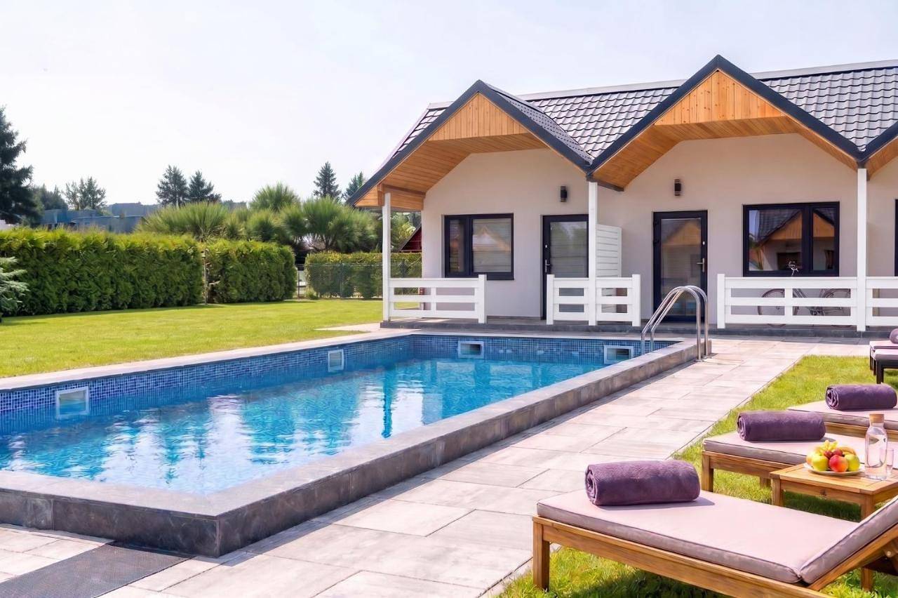 Domki Plażowa Zatoka Basen&Jacuzzi in Mielno, Powiat koszaliński