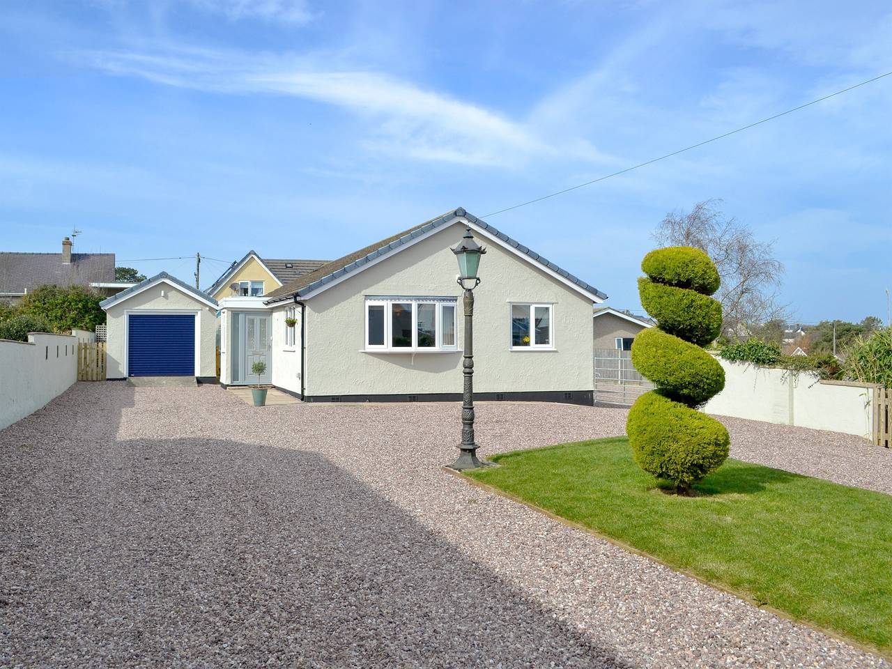 Holiday Rental for 6 People in Benllech, Isle of Anglesey