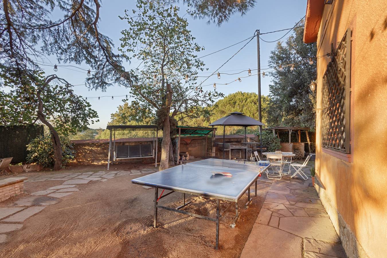 Casa Vacacional 'Tordera Village' con Vista a la Montaña, Piscina Privada y Wi-Fi in Tordera, Costa del Maresme
