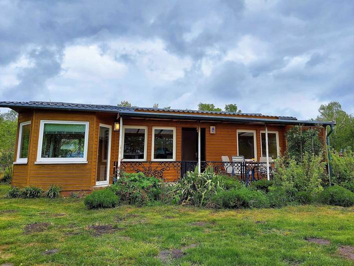 Bungalow für 6 Personen, mit Terrasse und Garten in Trassenheide
