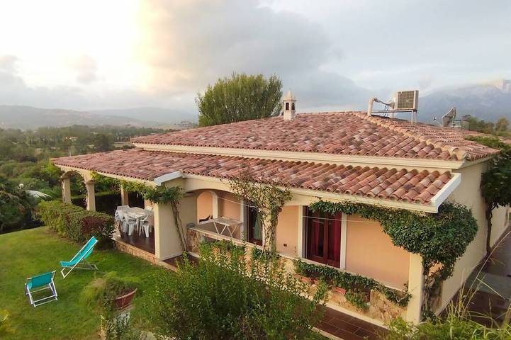 Casa vacanza per 9 persone, con giardino e balcone - 1