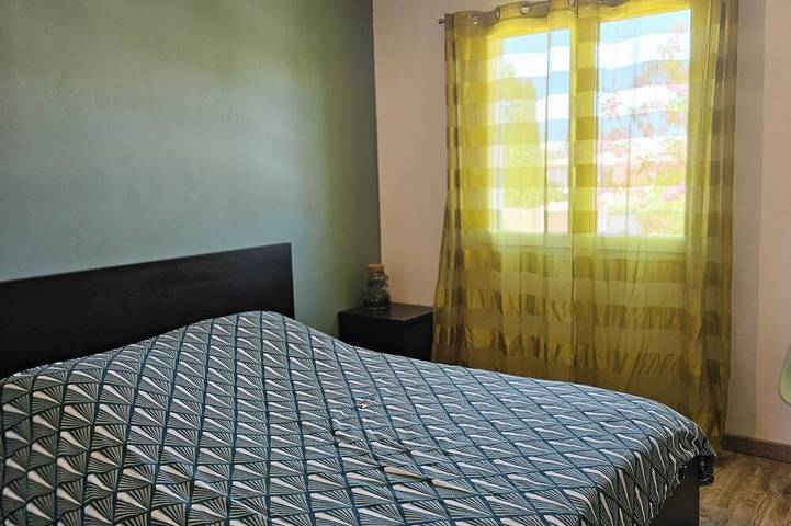 Location de vacances pour 6 personnes, avec piscine à Villetelle - 3