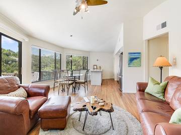 Lake House for 4 Guests in Lakeway, Lake Travis, Picture 3