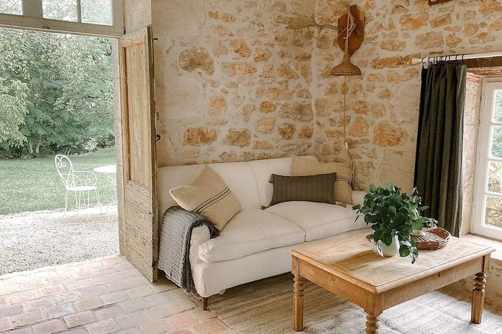 Gîte pour 2 personnes, avec jardin ainsi que terrasse et piscine à Tourtoirac - 4