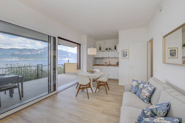 Ferienwohnung für 4 Personen, mit Terrasse in Torri del Benaco - 3