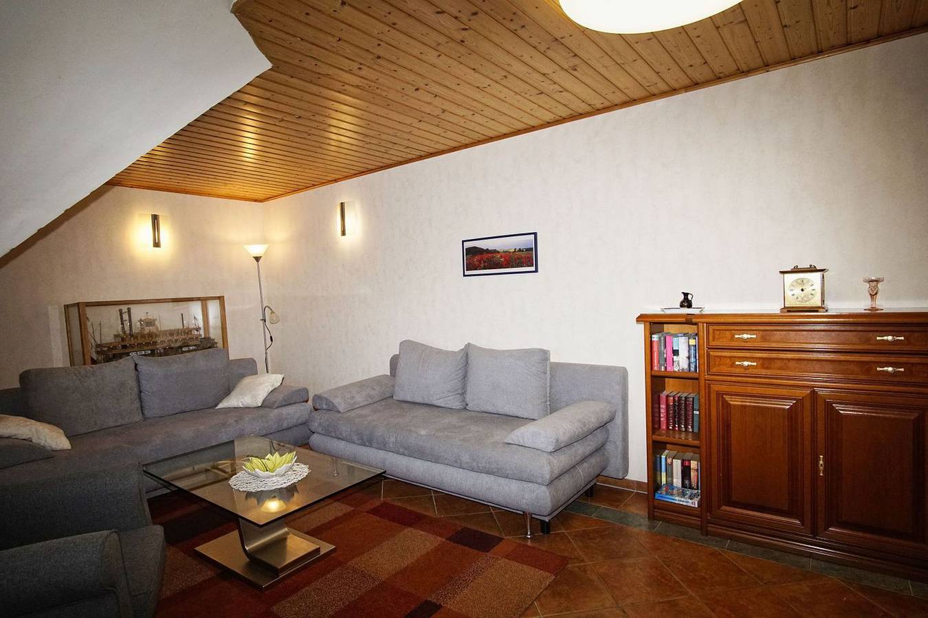 Apartamento entero, Strandnahe Ferienwohnung mit Meerblick - Ferienhaus Strandlatscher Fewo 03 in Wiek, Rügen