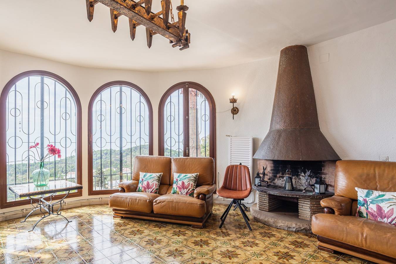 Vakantiehuis 'Vista Al Mar' met zeezicht, Wi-Fi en airconditioning in Canyelles, Tossa de Mar