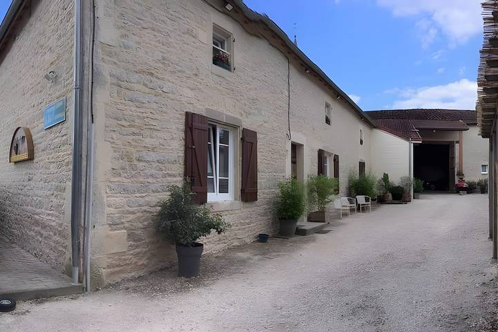 Gîte pour 3 personnes, avec Jardin à Rizaucourt-Buchey