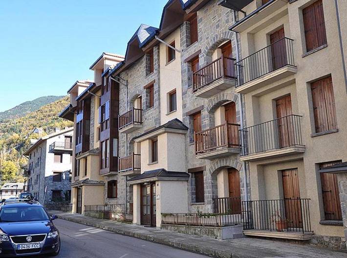 Gîte pour 4 personnes, avec jardin, adapté aux familles à Biescas - 4