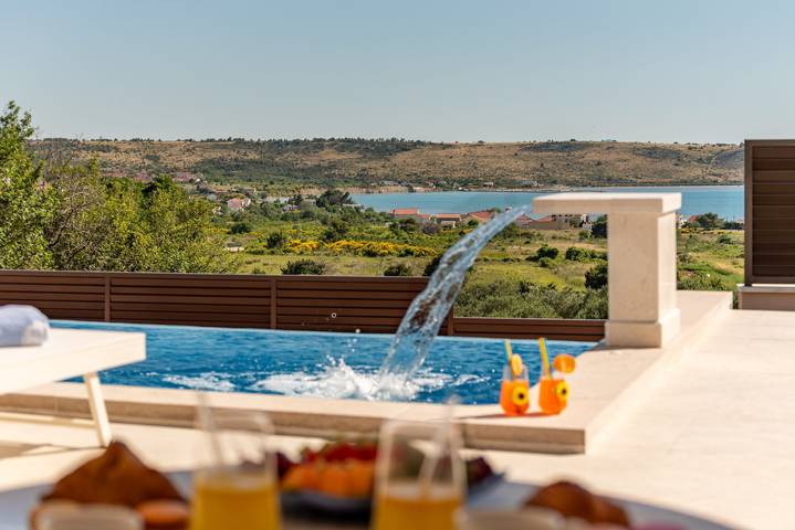 Villa Ana Zadarvillas in Ljubač (Dalmatien), Zadar