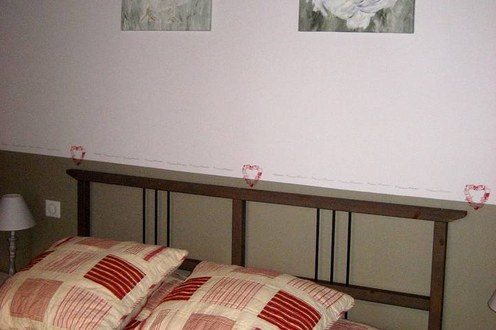 Location de vacances pour 8 personnes, avec jardin et terrasse à Pressignac-Vicq - 3