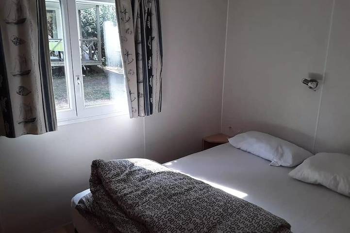 Mobil home pour 4 personnes, avec terrasse à Saint-Jean-de-Valériscle - 2