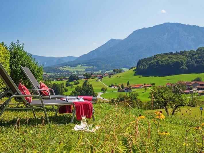 Bauernhof für 2 Personen, mit Balkon/Terrasse und Terrasse sowie Garten und Sauna in Ruhpolding