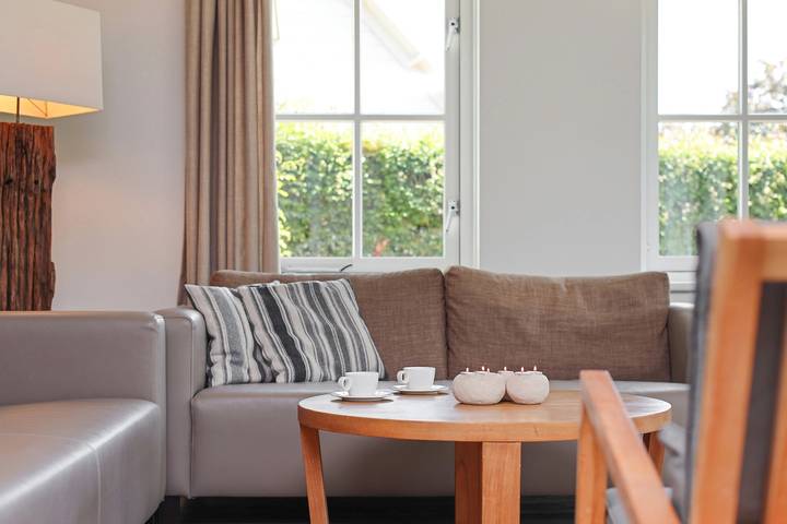 Ferienhaus für 6 Personen, mit Balkon/Terrasse und Sauna sowie Terrasse in Burgh-Haamstede - 4