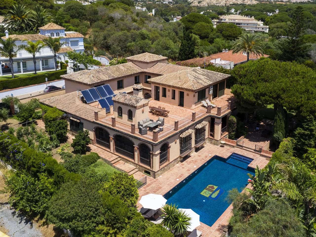Maison 16 Personnes in Marbella Oost, Marbella