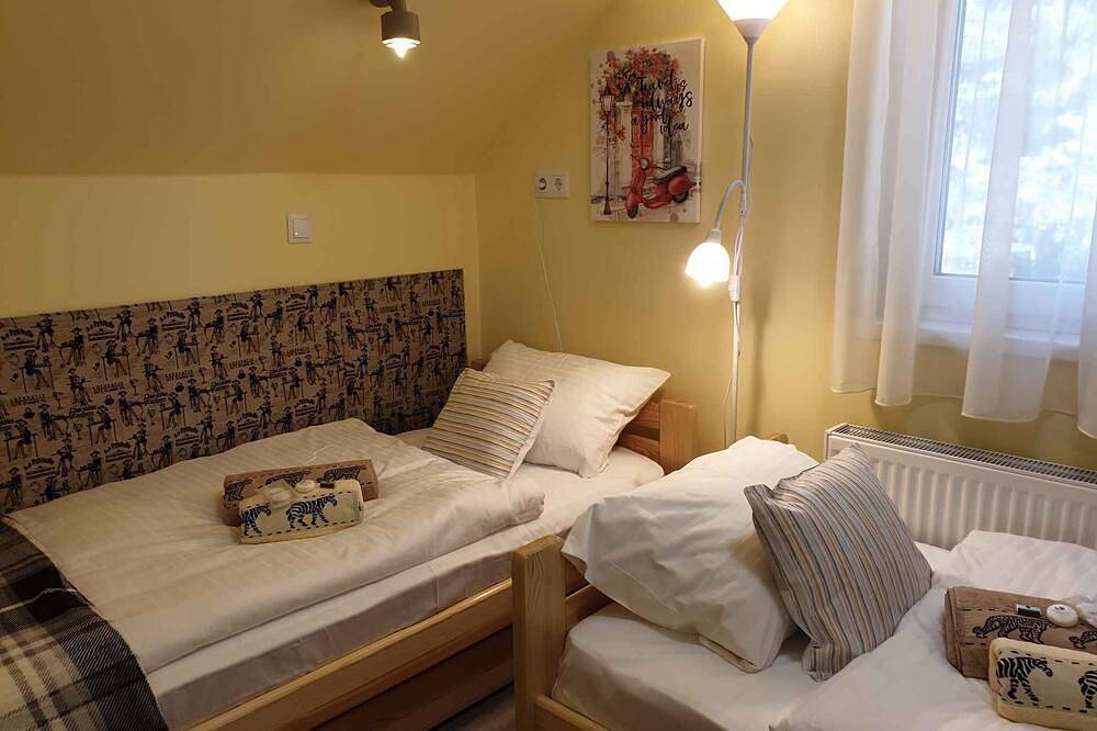 Ferienhaus mit Garten, Pool und Terrasse in Mezőkövesd, Borsod-Abaúj-Zemplén megye