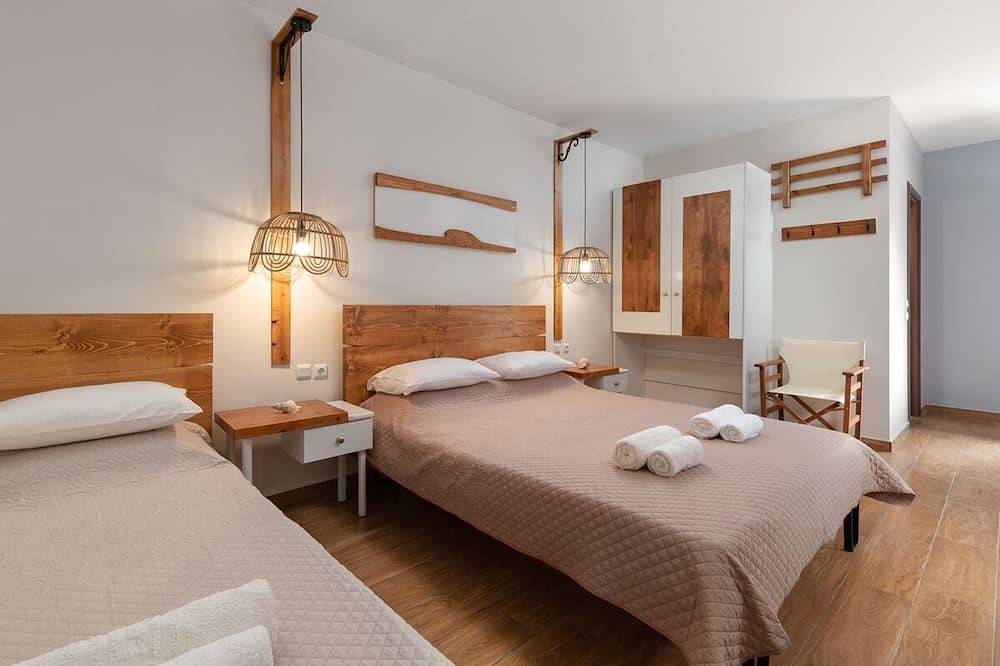 The  Cottage South  Escape  with beach front pool in Plimmyri, Rhodes