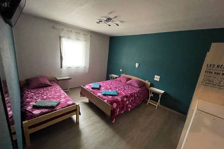 Gîte pour 13 personnes, avec jardin à Locmaria-Grand-Champ - 3