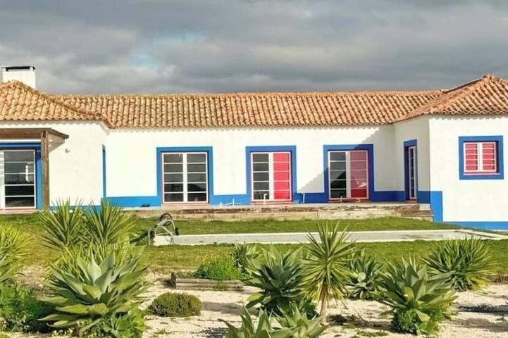 Casa de férias para 20 pessoas, com jardim, com animais de estimação - 1