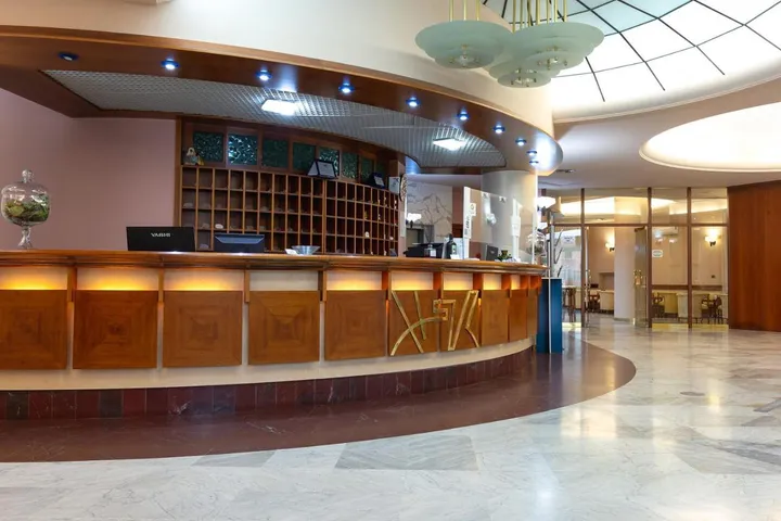Hotel für 4 Personen, mit Ausblick und Terrasse, mit Haustier - 1