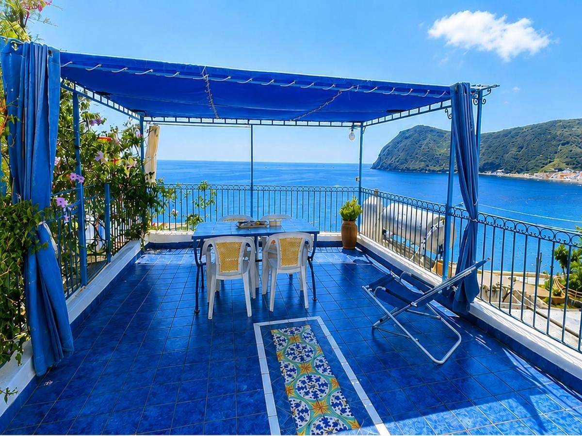Holiday Home Case Blu in Lipari
