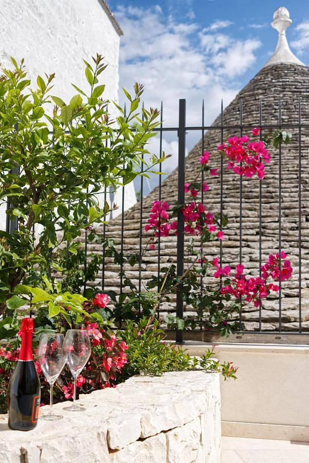 Chambre d’hôte pour 5 personnes, avec vue ainsi que terrasse et jardin à Alberobello - 3