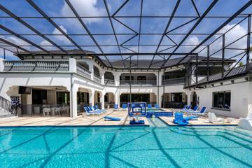 Villa for 29 Guests in Reunion (FL), Four Corners, Picture 1