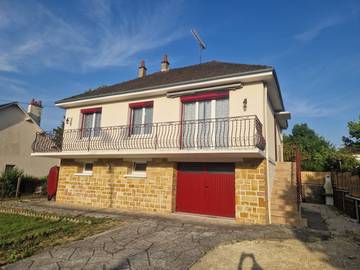 Gîte pour 8 personnes, avec jacuzzi ainsi que jardin et balcon dans le Loir-et-Cher
