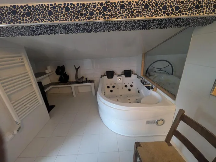Apartamento de vacaciones para 4 personas, con terraza y jacuzzi - 1