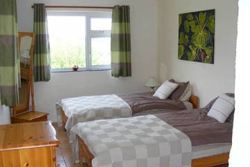 Log Cabin for 4 People in Iveragh Peninsula, Munster, Photo 1