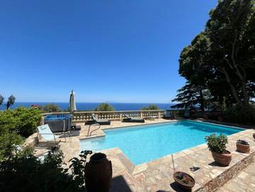 Gîte pour 6 personnes, avec terrasse, adapté aux familles à Bastia