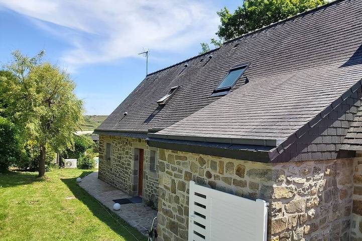Gîte pour 7 personnes, avec jardin dans Plage Kerloc'h