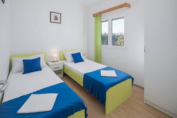 Ferienpark für 6 Personen, mit Kinderpool und Terrasse sowie Garten, mit Haustier in Istrien - 4