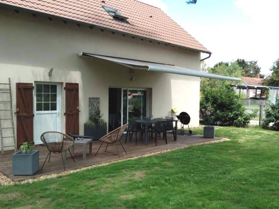 Three-Bedroom Villa in Pruniers-en-Sologne, Sologne