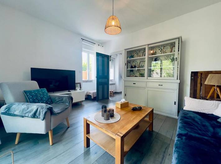 Location de vacances pour 5 personnes, avec vue ainsi que vue sur le lac et jardin, animaux acceptés à Baudreix - 3