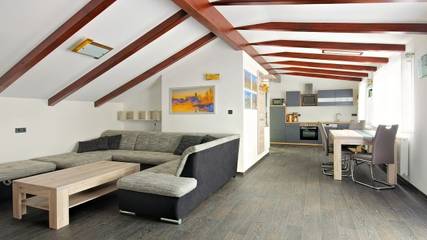 Ferienwohnung für 4 Personen, mit Garten in Großräschen