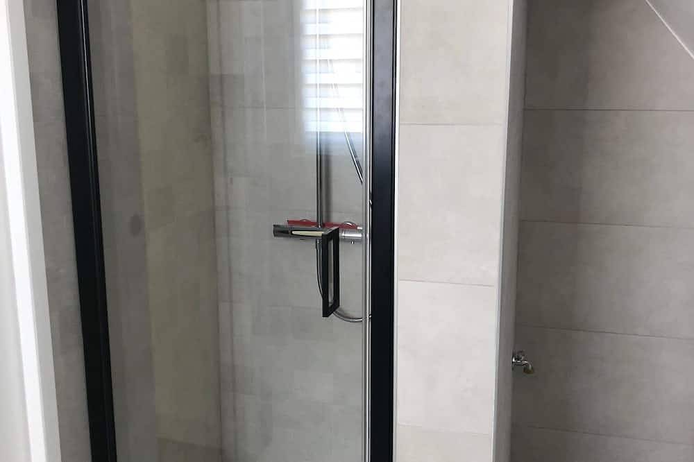 Appartement entier, Appartement indépendant - wifi - parking- petit déjeuner  (sdb -1 ch - kitch) in Ittenheim, Région de Strasbourg