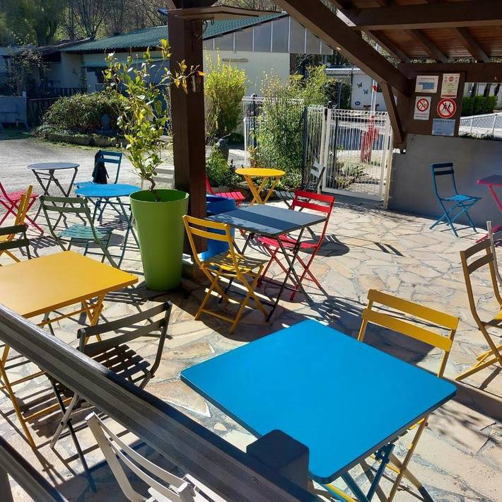Gîte pour 4 personnes, avec piscine ainsi que terrasse et jardin, animaux acceptés à Vaudreuille - 3