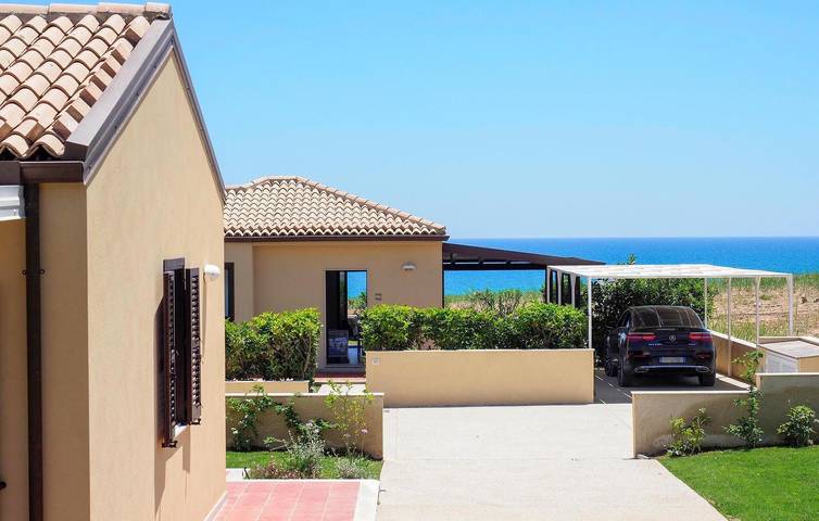 Casa vacanza per 6 persone, con giardino in Marina di Modica